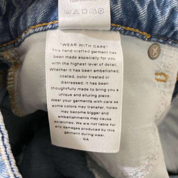 Good American Distressed Raw Hem Denim Shorts, Size 2 / 26 - Picture 8 of 9